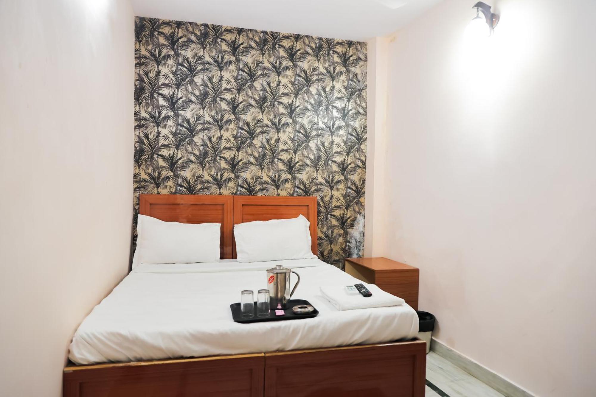 Mannat Stay Hotel - Laxmi Nagar New Delhi Exterior photo